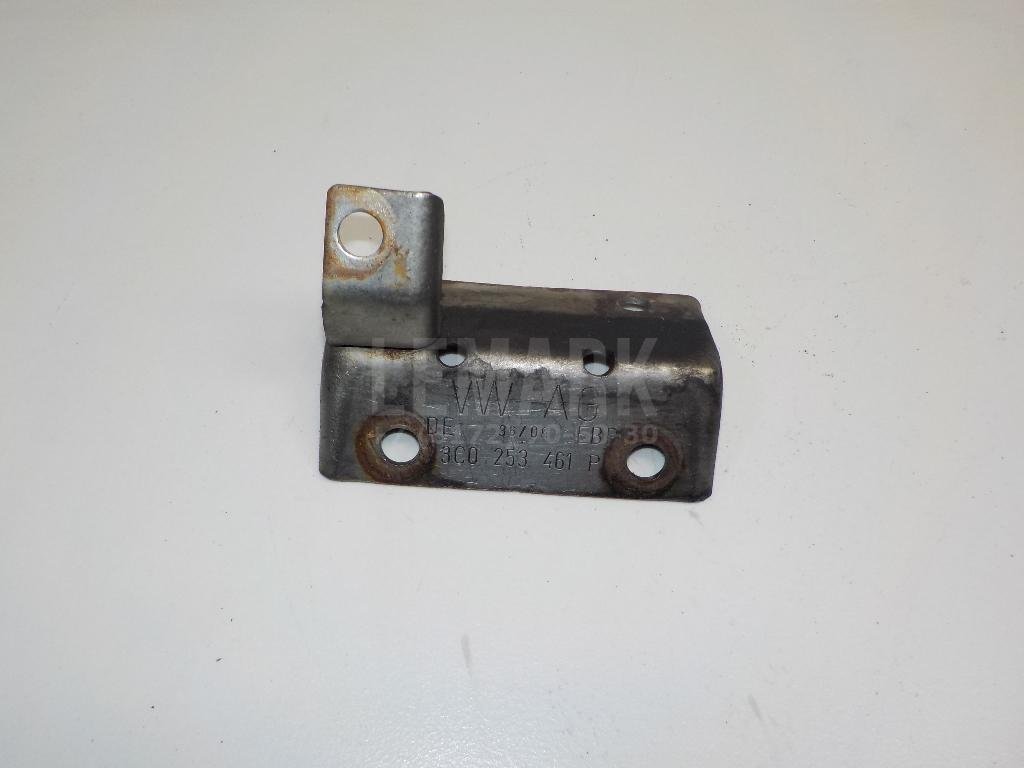 Кронштейн глушителя