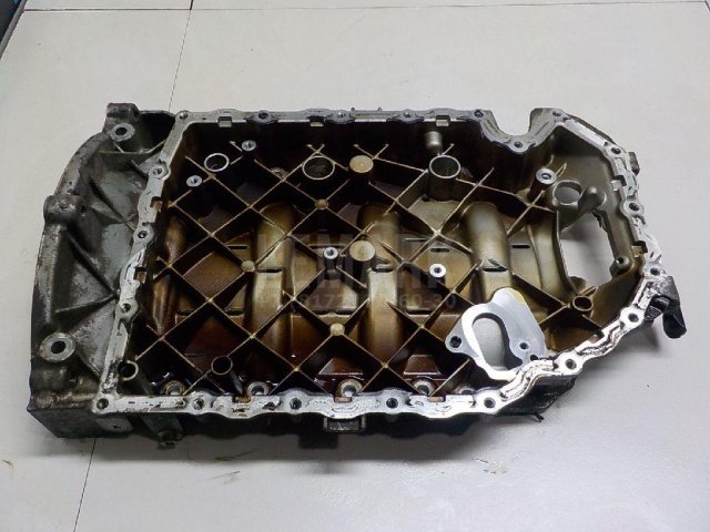 Поддон масляный двигателя