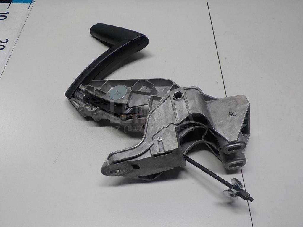 Рычаг стояночного тормоза