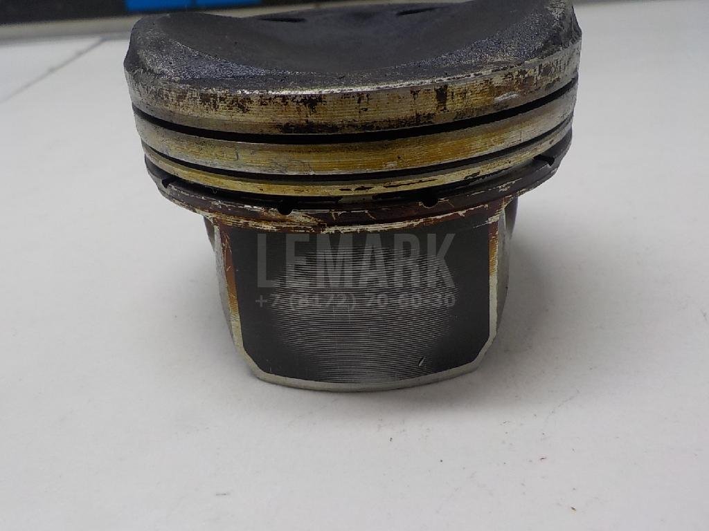 Поршень для  Audi A4 [B9] 2015