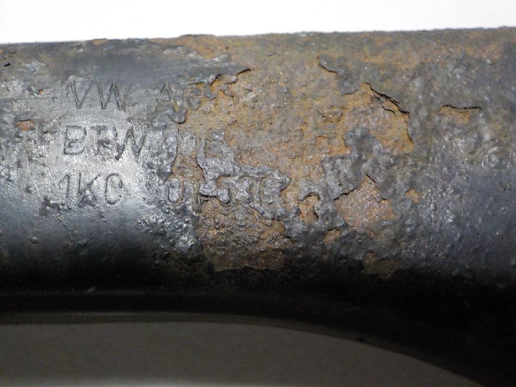 Тяга задняя поперечная правая