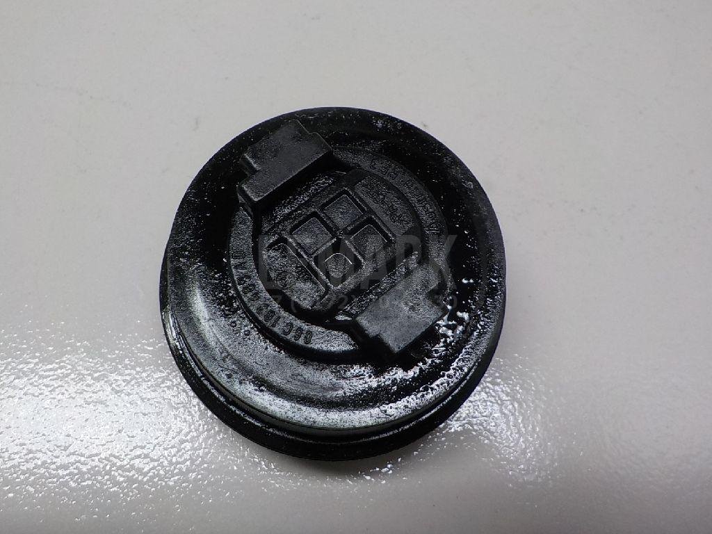 Крышка маслозаливной горловины