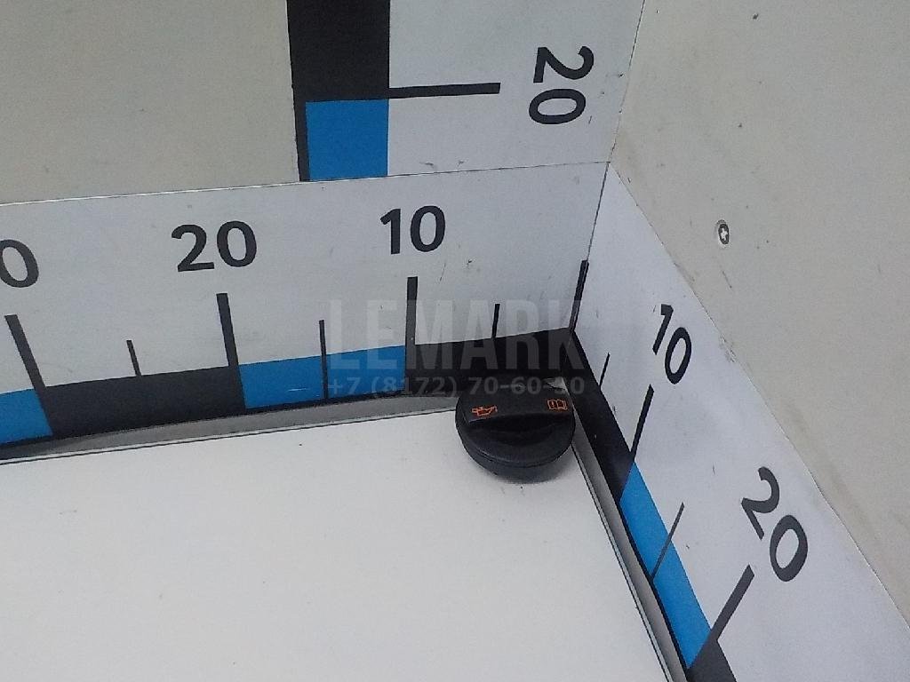 Крышка маслозаливной горловины