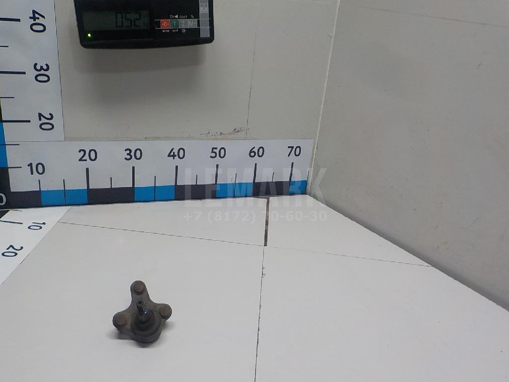 Опора шаровая правая передней подвески