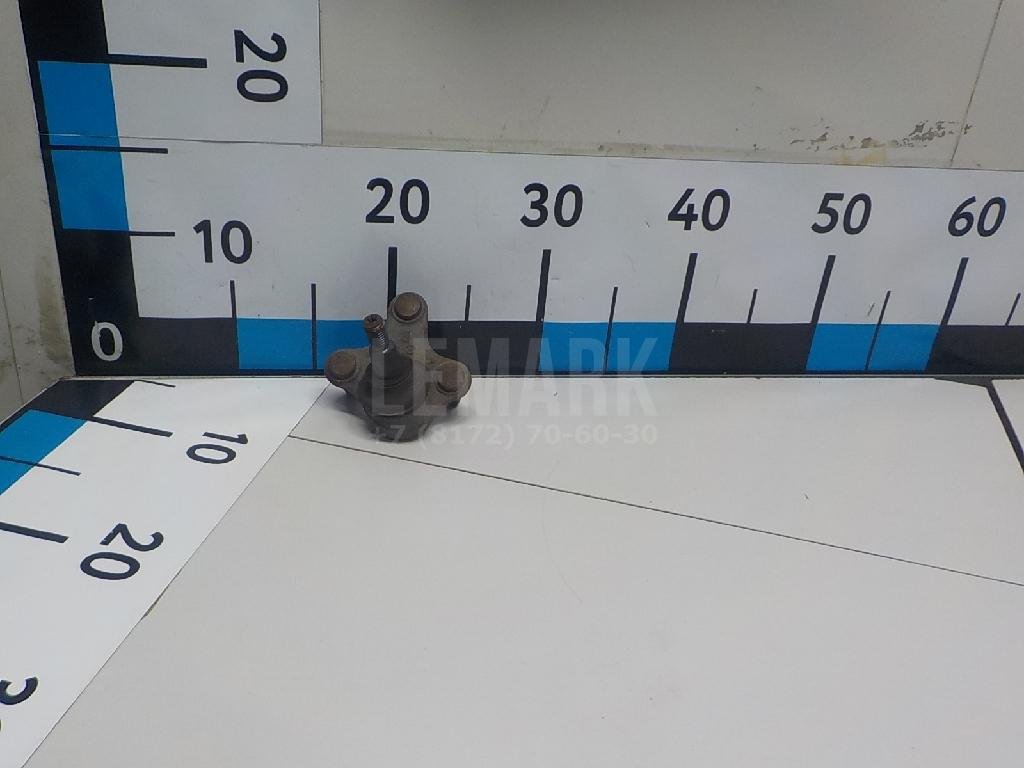 Опора шаровая правая передней подвески