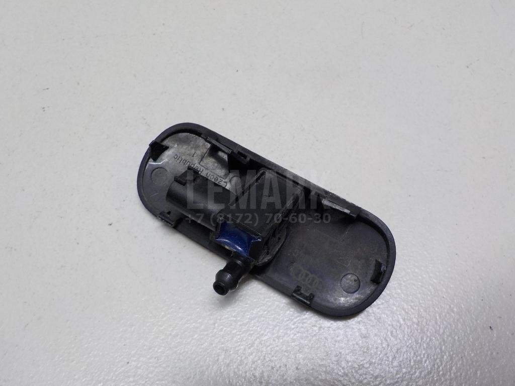 Форсунка омывателя лобового стекла