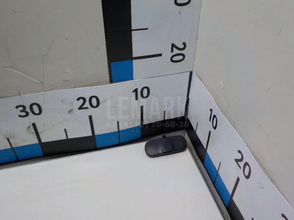 Форсунка омывателя лобового стекла