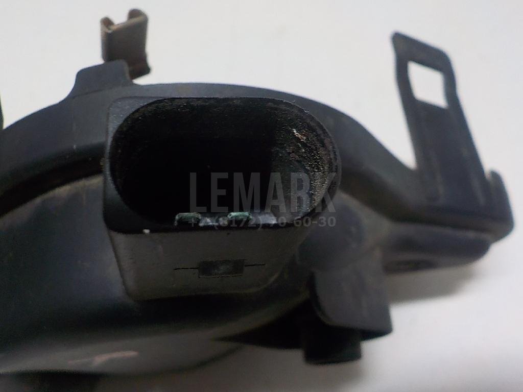 Крышка фары противотуманной правой