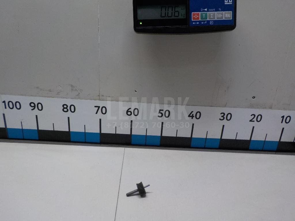 Болт впускного коллектора