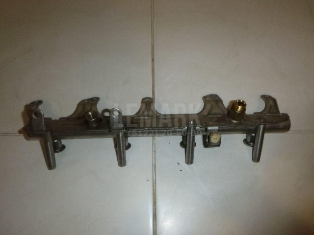 Рейка топливная (рампа)