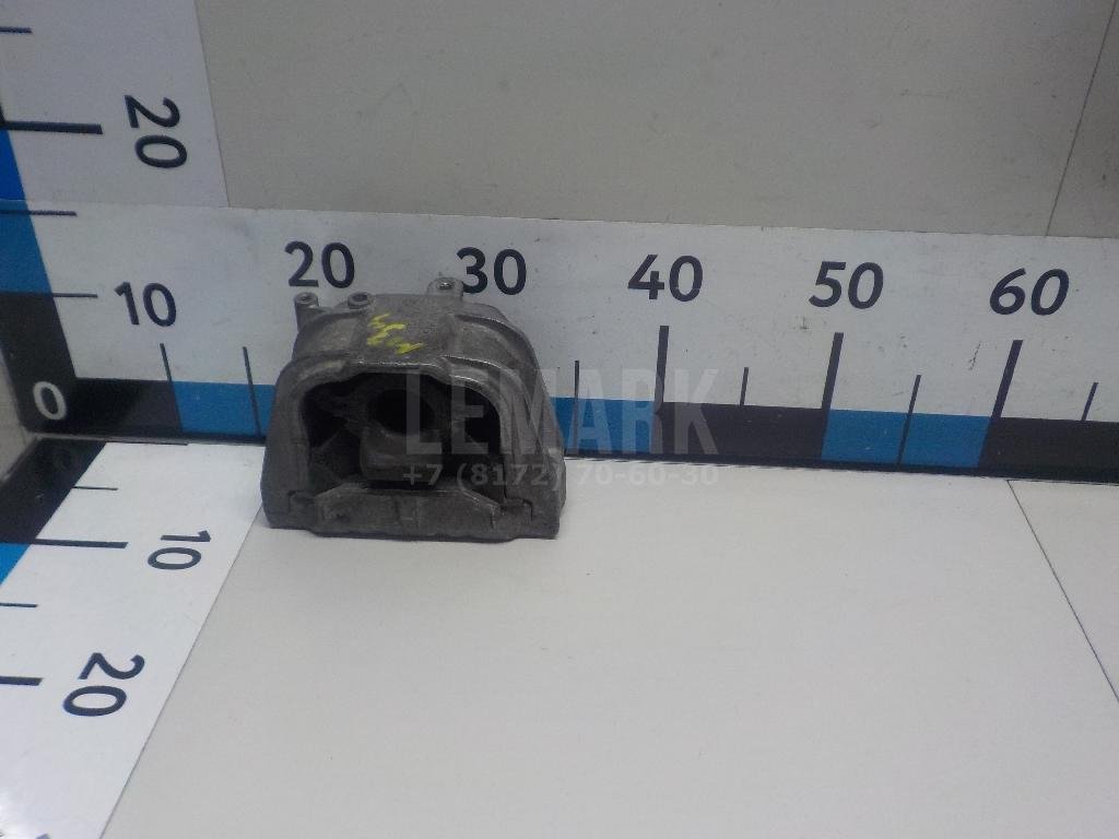 Опора двигателя правая