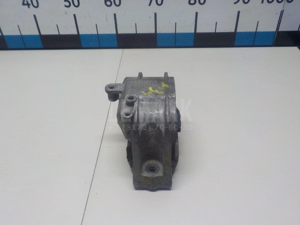 Опора двигателя правая