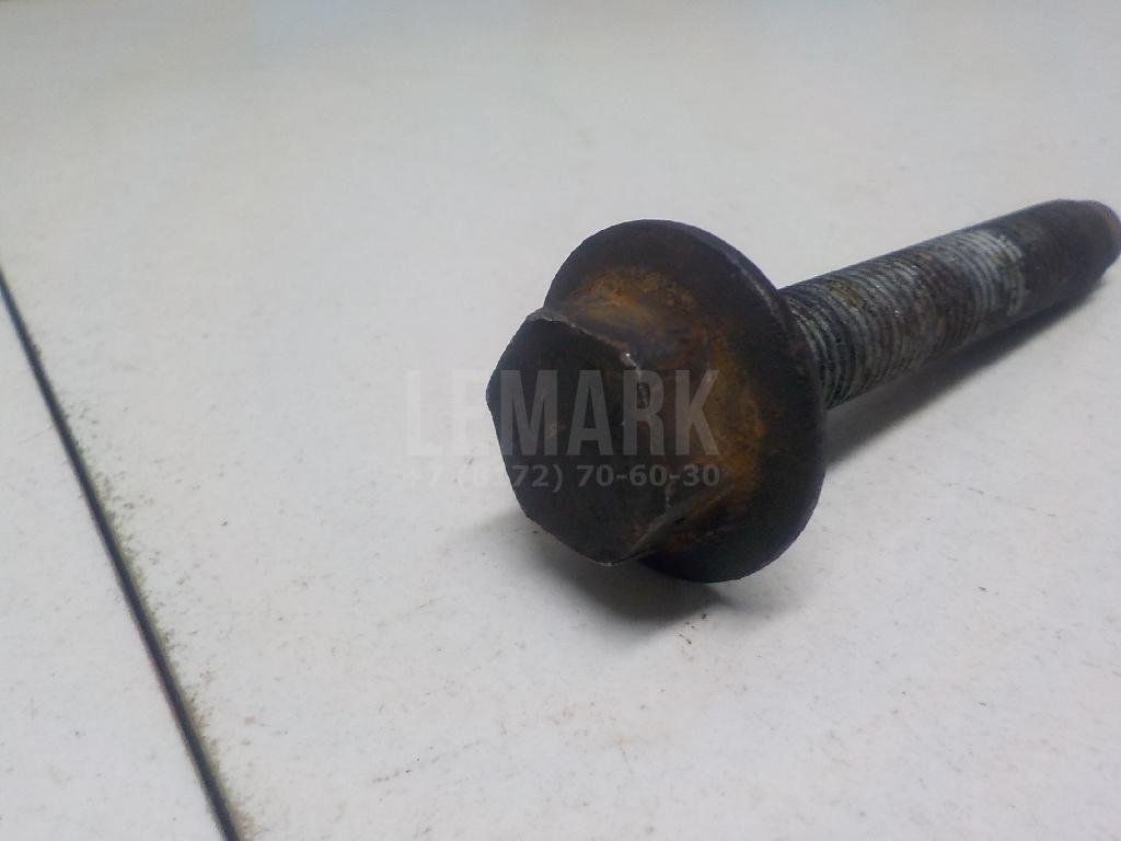 Болт переднего рычага