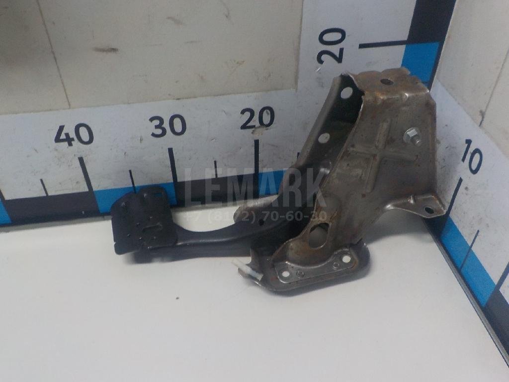 Педаль тормоза