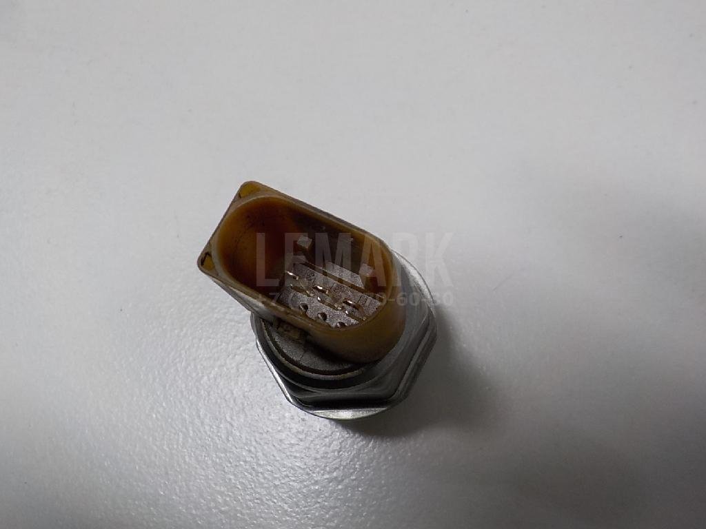 Датчик давления топлива