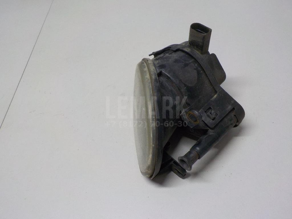 Фара противотуманная левая