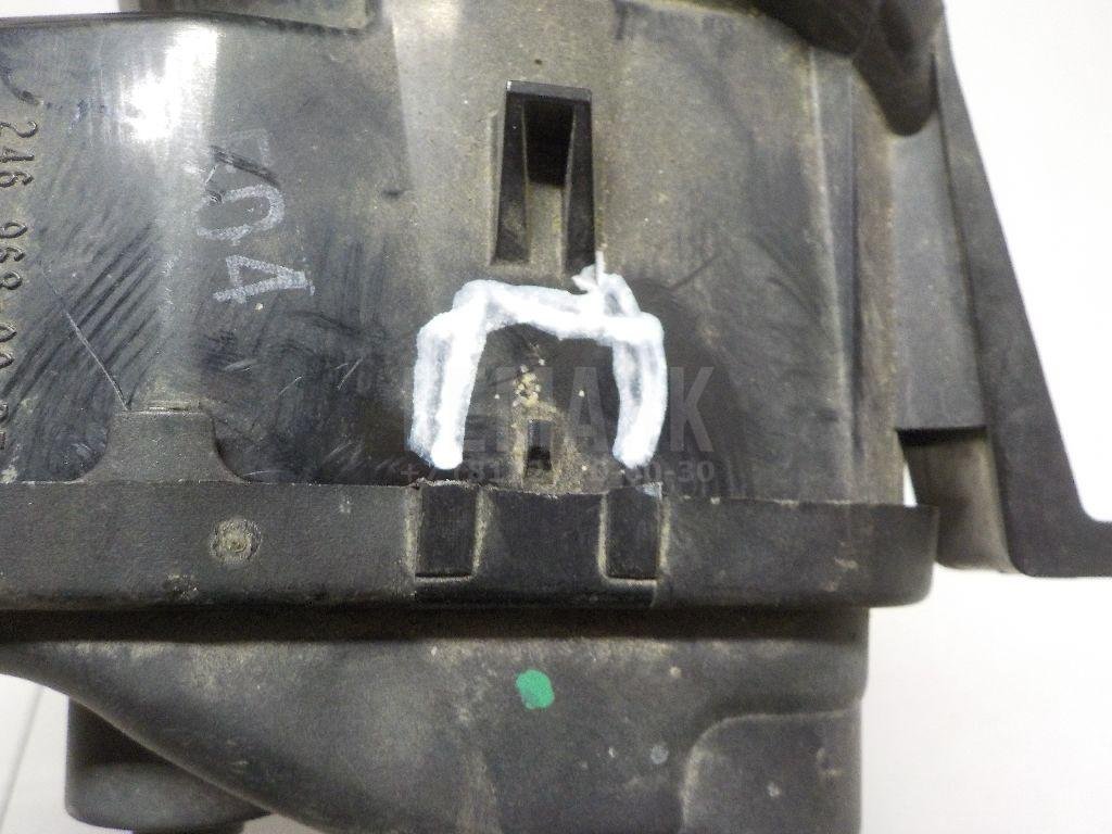 Фара противотуманная правая