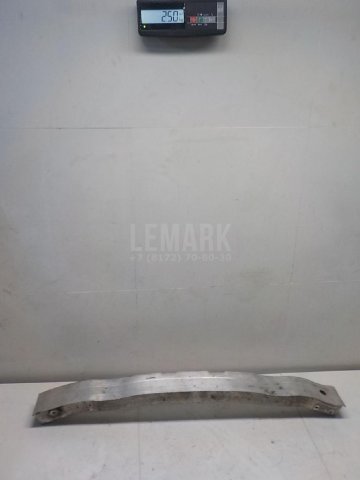 Усилитель переднего бампера