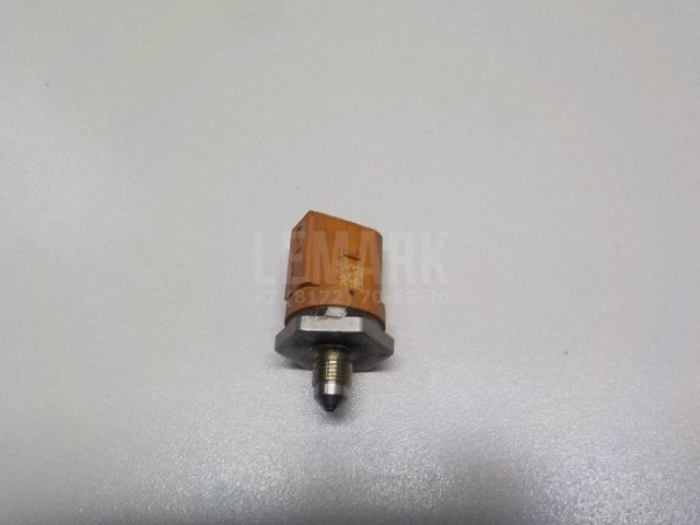 Датчик давления топлива