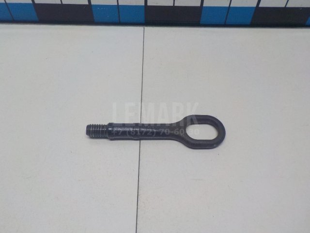 Крюк буксировочный