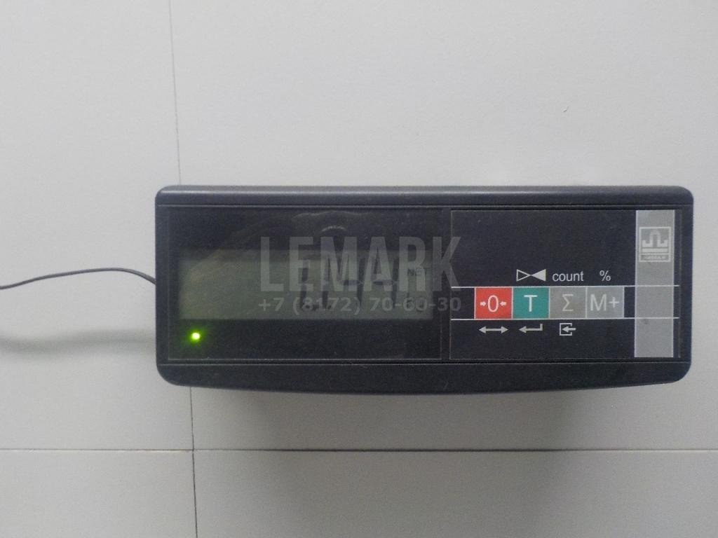 Крюк буксировочный