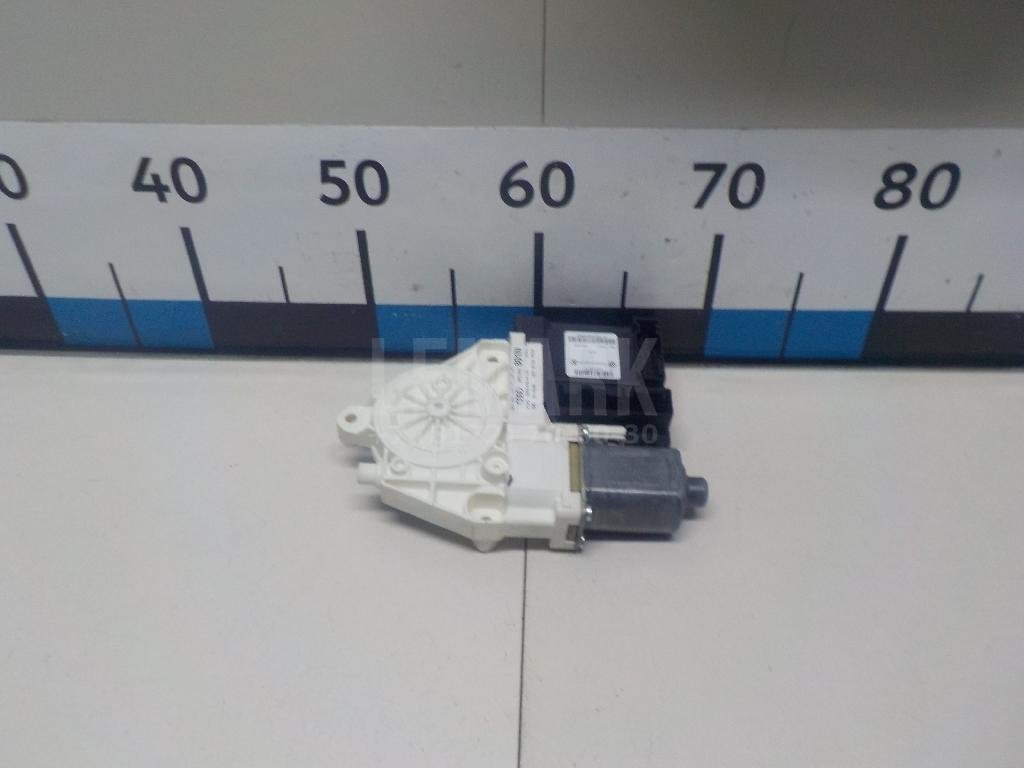 Моторчик стеклоподъемника