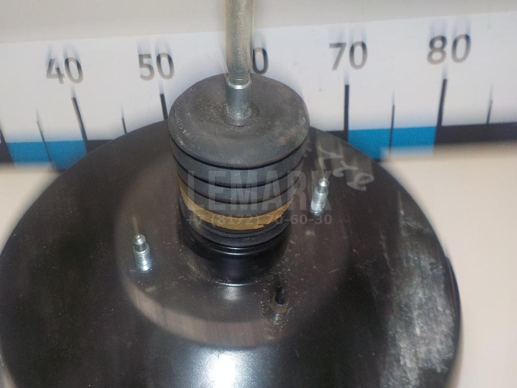 Усилитель тормозов вакуумный