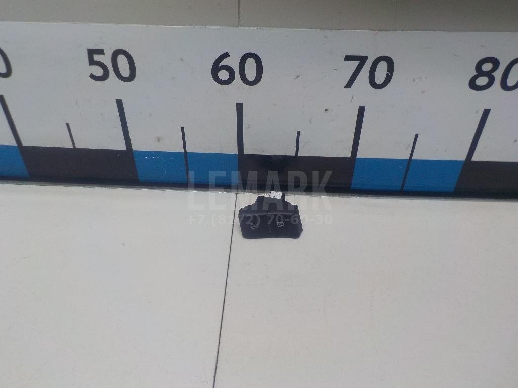 Кнопка центрального замка