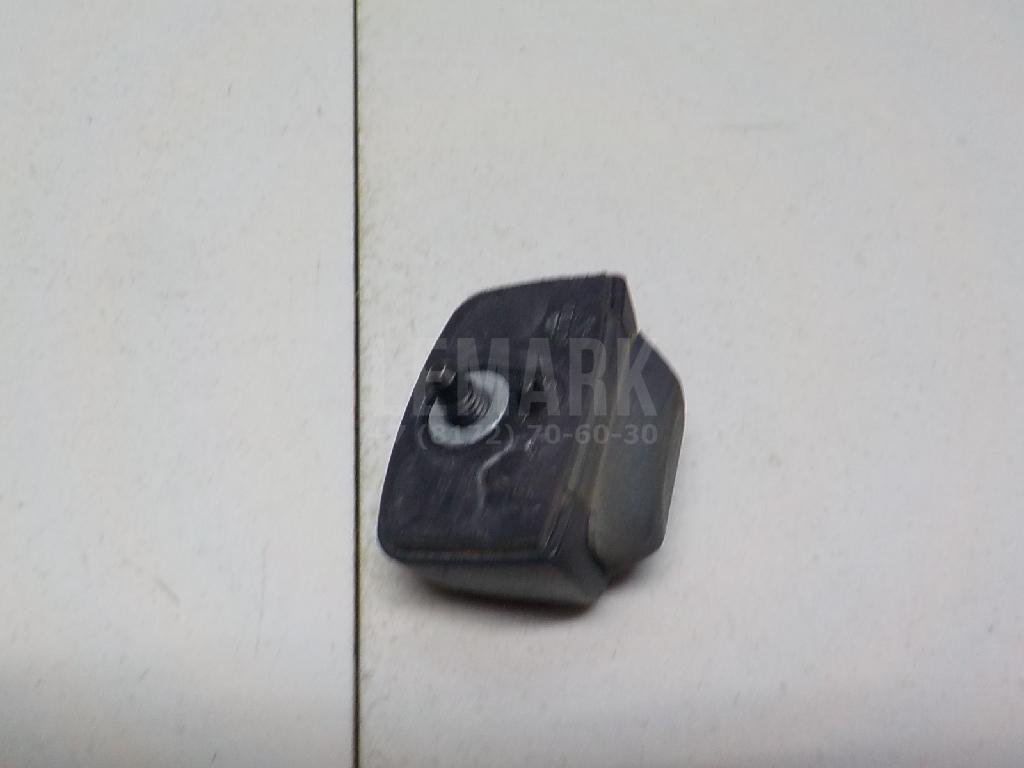 Отбойник крышки багажника