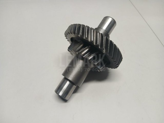 Ось шестерни задней передачи