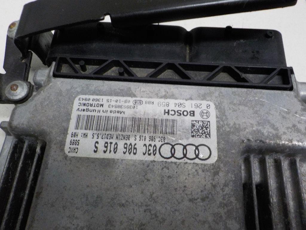 Блок управления двигателем