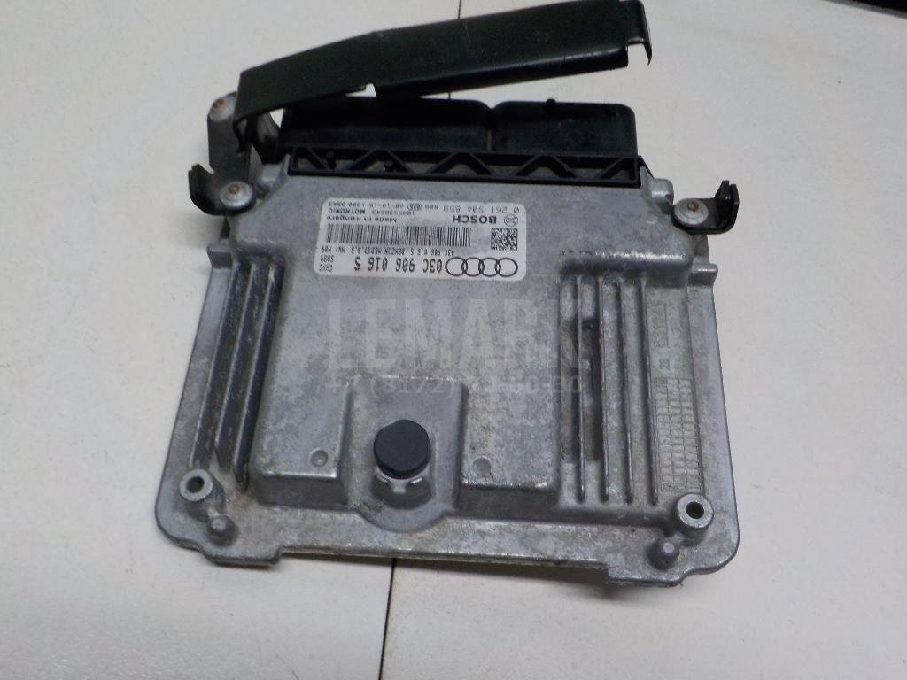 Блок управления двигателем