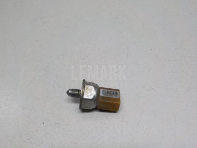 Датчик давления топлива