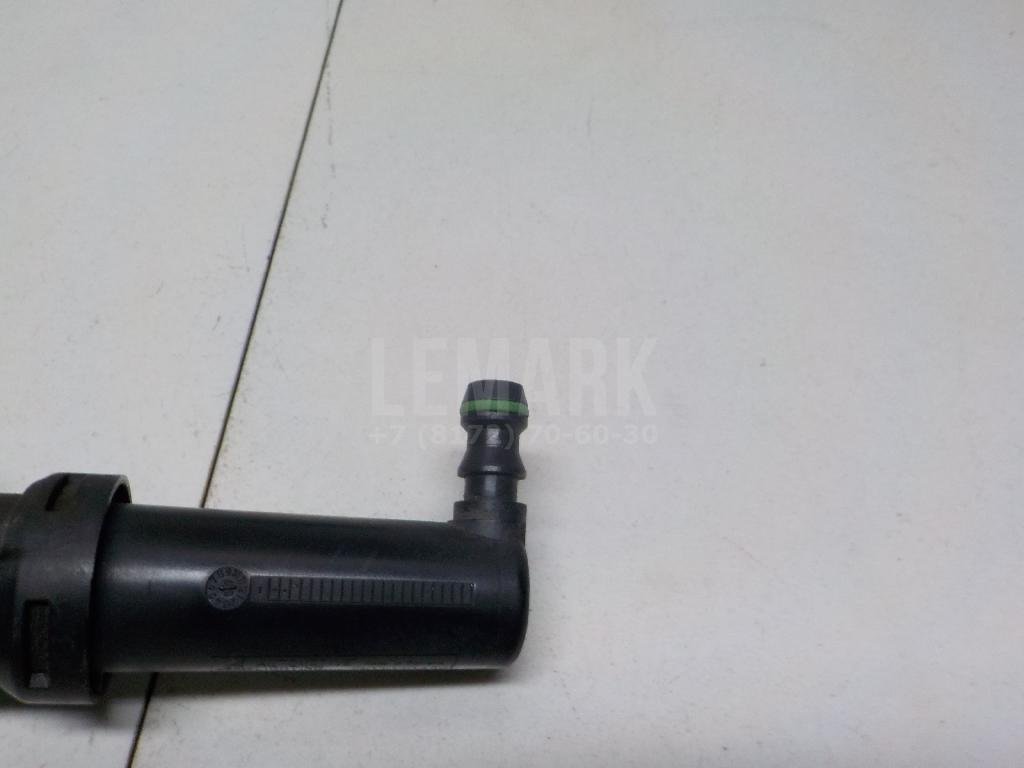 Форсунка омывателя фары