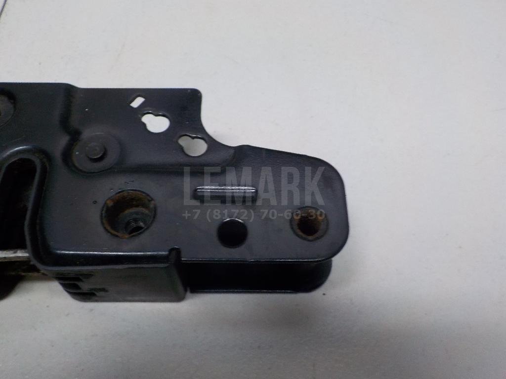 Замок капота