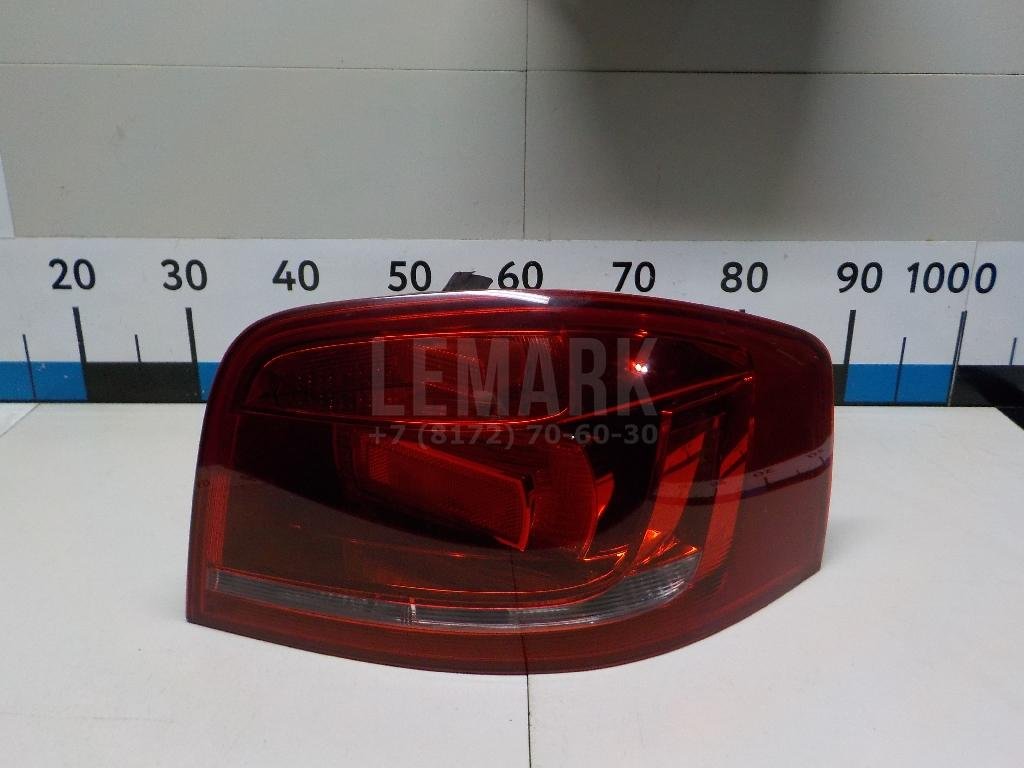 Фонарь задний наружный правый