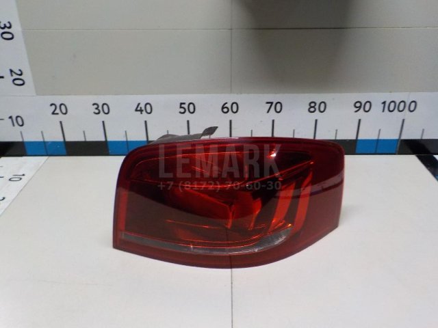 Фонарь задний наружный правый