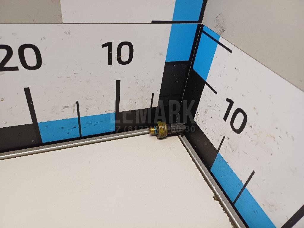 Датчик давления топлива