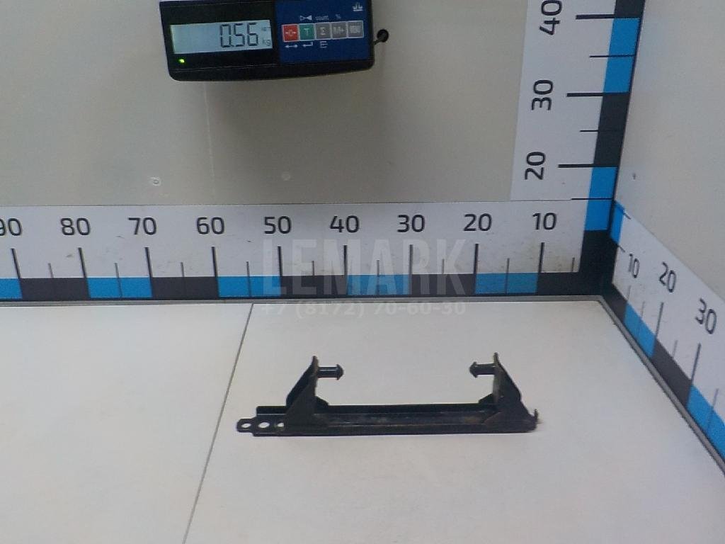 Кронштейн глушителя