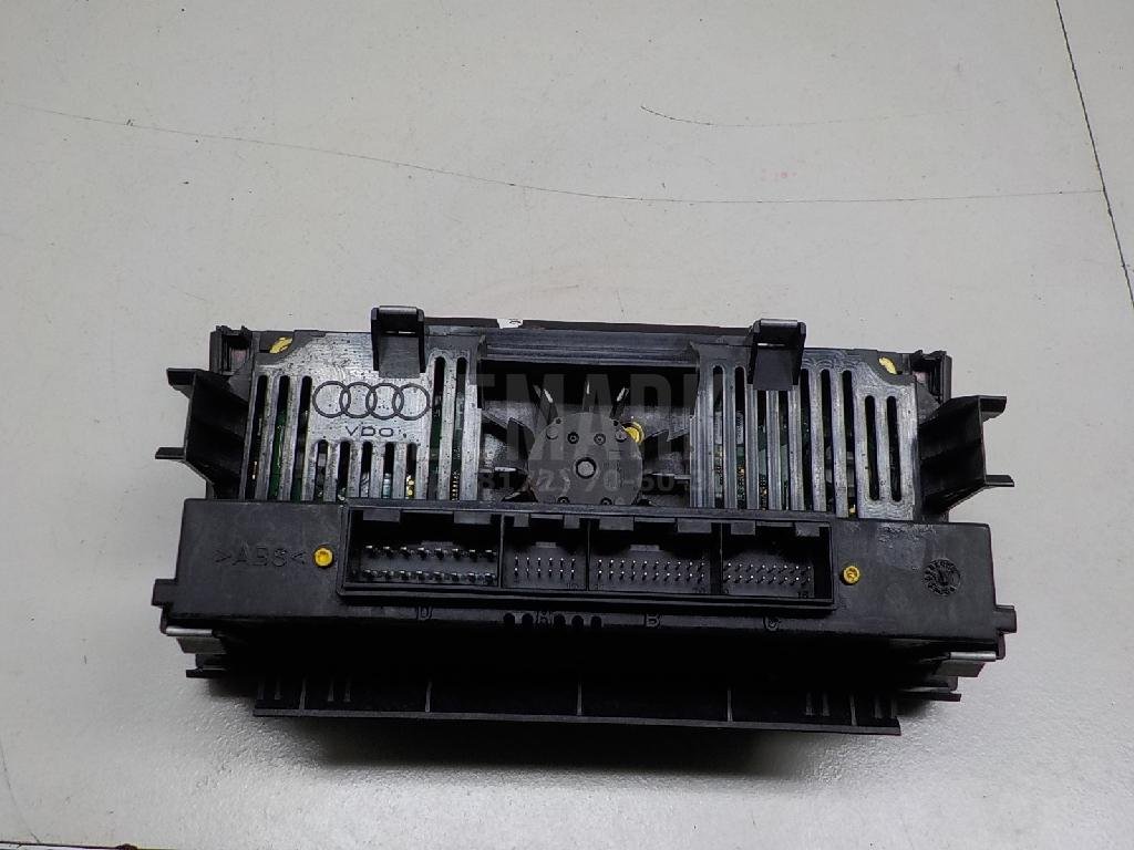 Блок управления климатической установкой