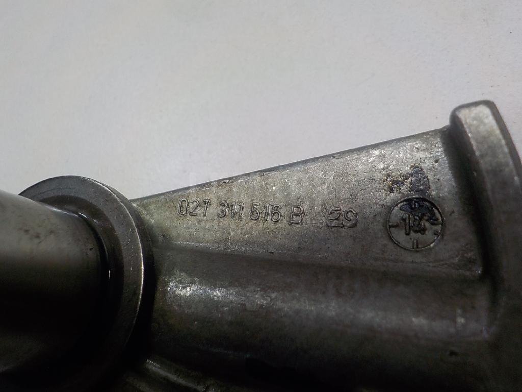 Ось шестерни задней передачи