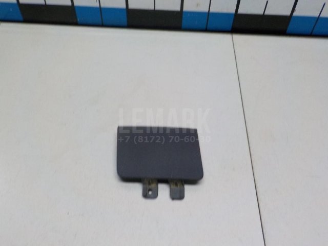 Заглушка буксировочного крюка