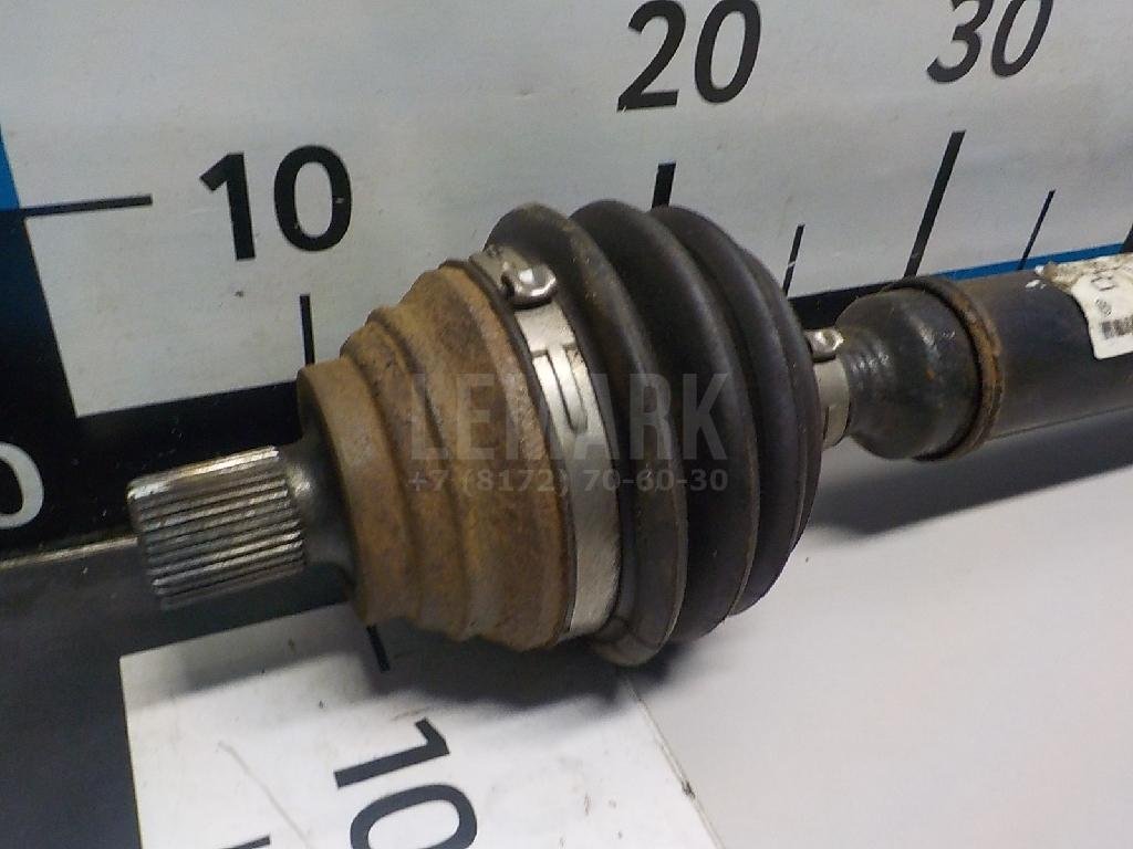 Полуось передняя правая