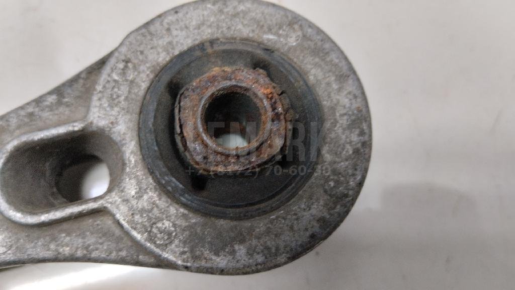 Опора двигателя задняя