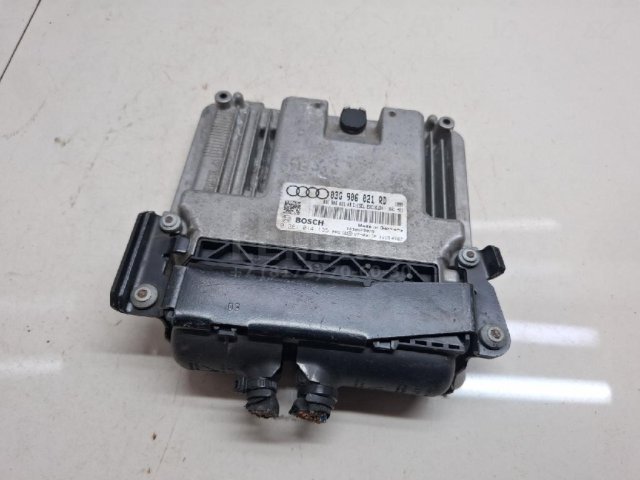 Блок управления двигателем