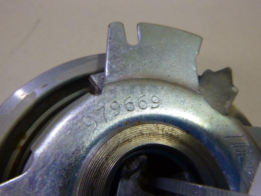 Ролик-натяжитель ремня ГРМ