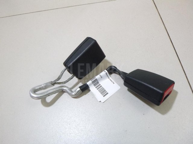 Ответная часть ремня безопасности