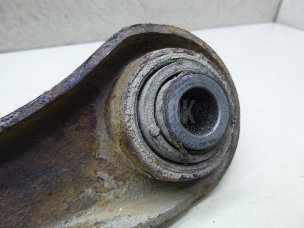 Тяга задняя поперечная правая