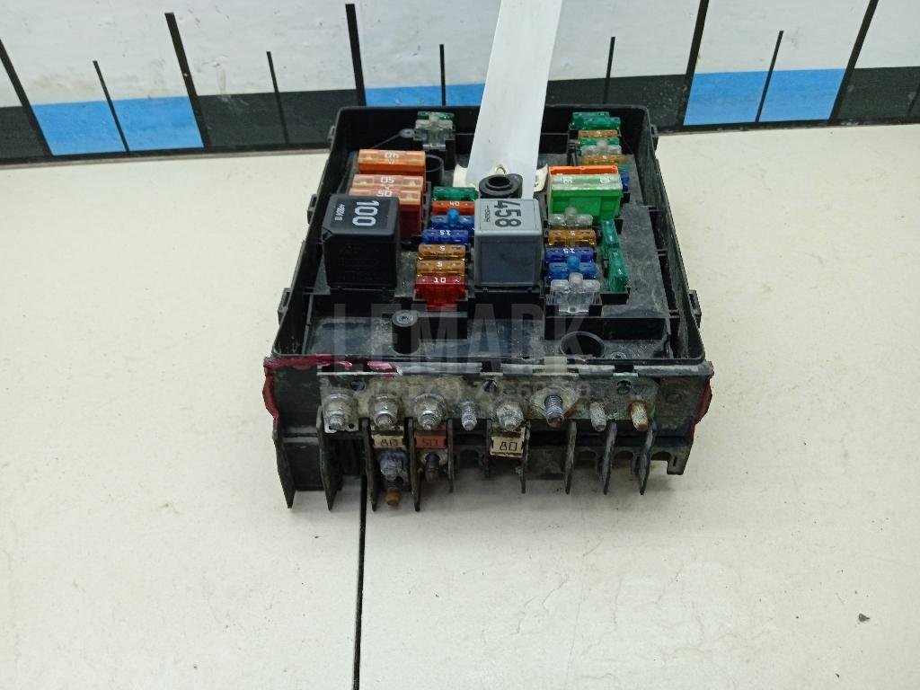 Блок предохранителей