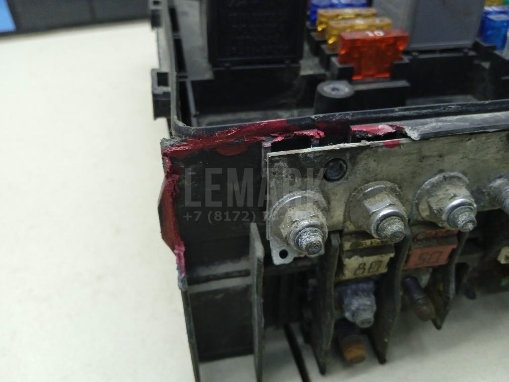 Блок предохранителей